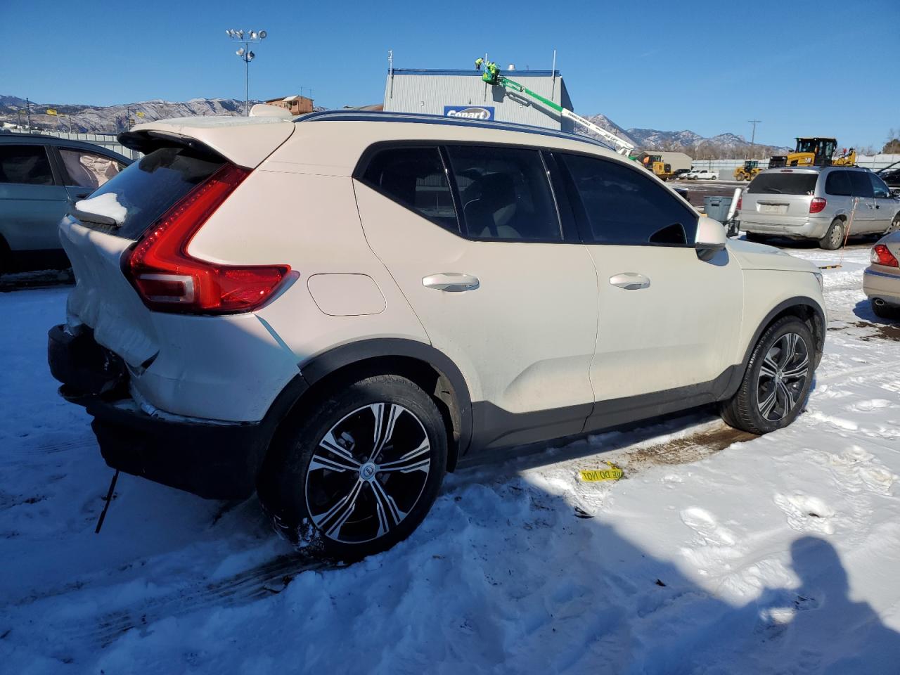 2022 Volvo XC40 VIN YV4162UL7N2758140 Copart auction photo, rear end damage thumbnail 3