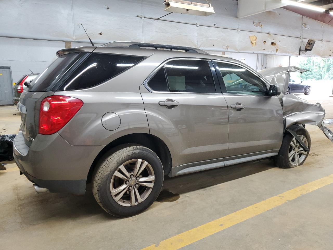 2012 Chevrolet Equinox VIN 2GNFLPE59C6309516 Copart auction photo, front end / undercarriage damage thumbnail 3