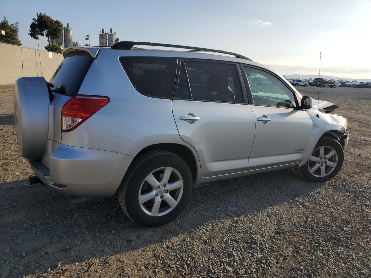 2007 Toyota RAV 4 VIN JTMZK31V075007489 Copart auction photo, front end damage thumbnail 3