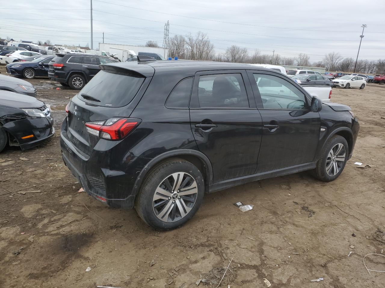 2024 Mitsubishi Outlander VIN JA4ARUAU4RU015927 Copart auction photo, front end damage thumbnail 3