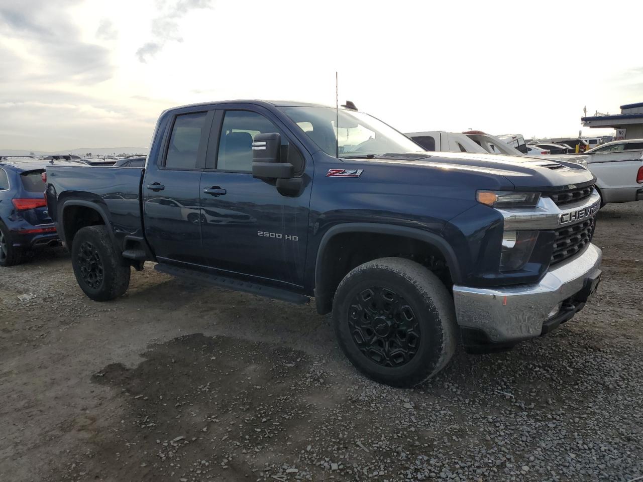 2022 Chevrolet Silverado VIN 1GC5YNE70NF215528 Copart auction photo, side damage thumbnail 4