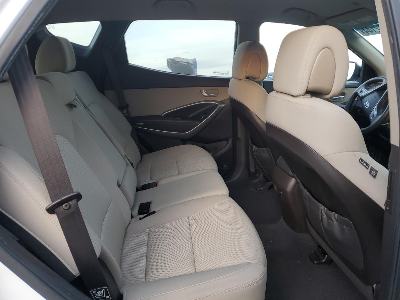 2016 Hyundai Santa Fe VIN 5XYZUDLB3GG336035 Copart auction photo, all over damage thumbnail 11