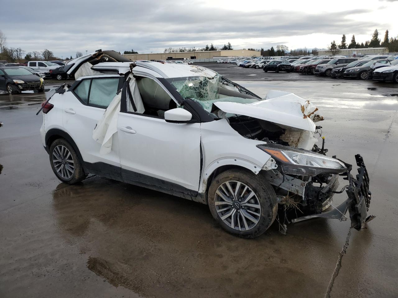 2022 Nissan Kicks VIN 3N1CP5CV1NL515048 Copart auction photo, all over damage thumbnail 4