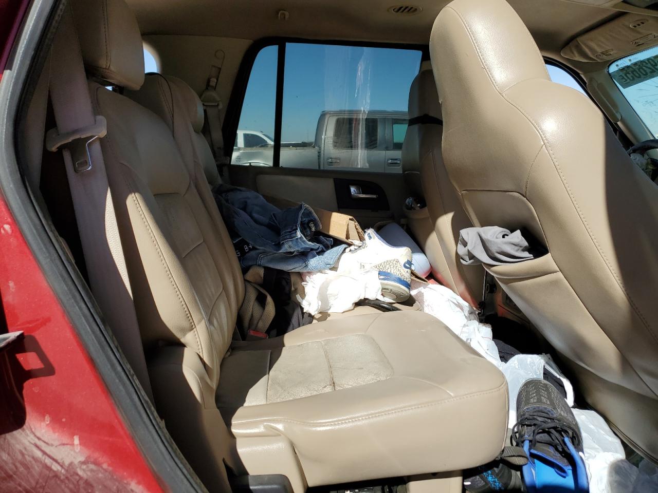 2004 Ford Expedition VIN 1FMPU18L94LB84278 Copart auction photo, all over damage thumbnail 12