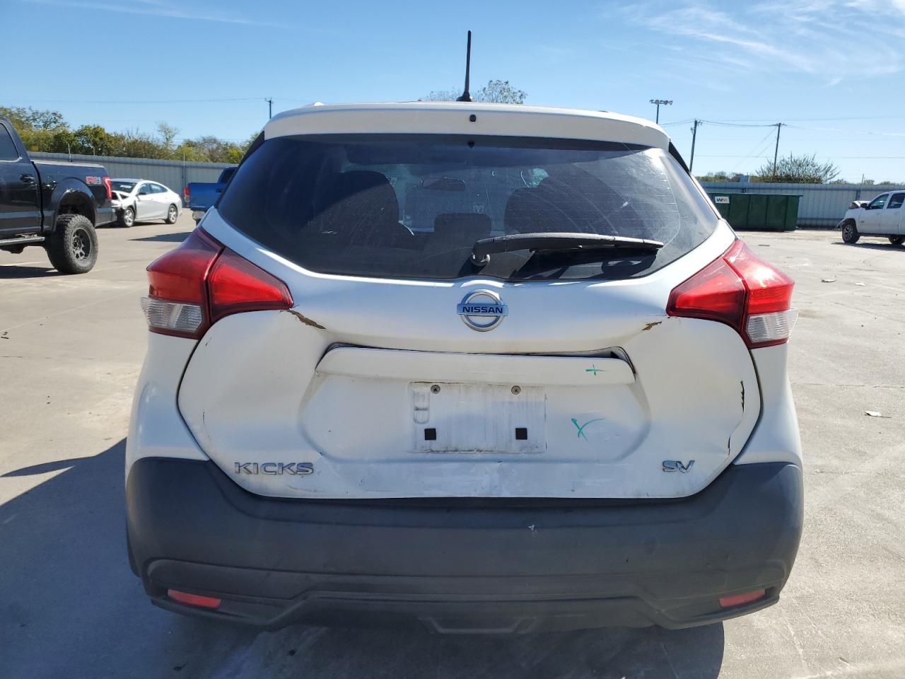 2019 Nissan Kicks VIN 3N1CP5CU9KL495621 Copart auction photo, front end / rear end damage thumbnail 6