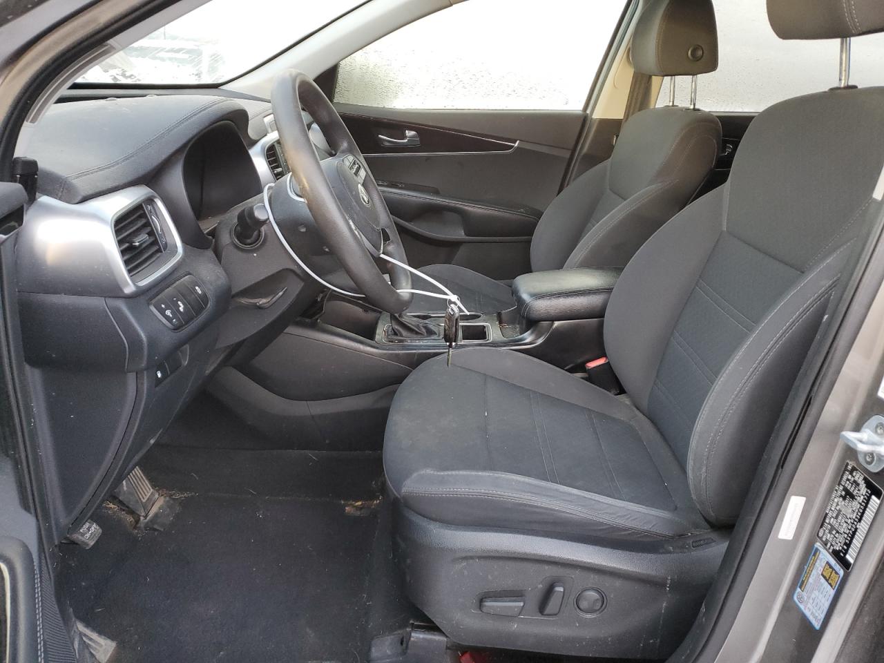 2019 KIA Sorento VIN 5XYPGDA53KG551712 Copart auction photo, front end / minor dent/scratches damage thumbnail 7