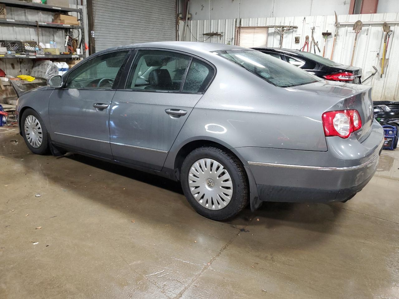 2006 Volkswagen Passat VIN WVWAK73C16P056302 Copart auction photo, front end / side damage thumbnail 2