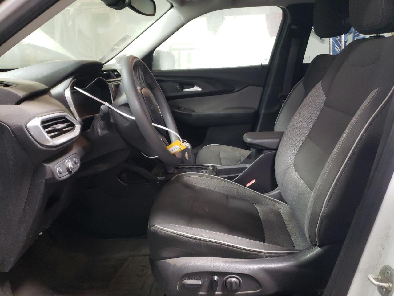 2021 Chevrolet TrailBlazer VIN KL79MPSL1MB080170 Copart auction photo, front end / side damage thumbnail 7