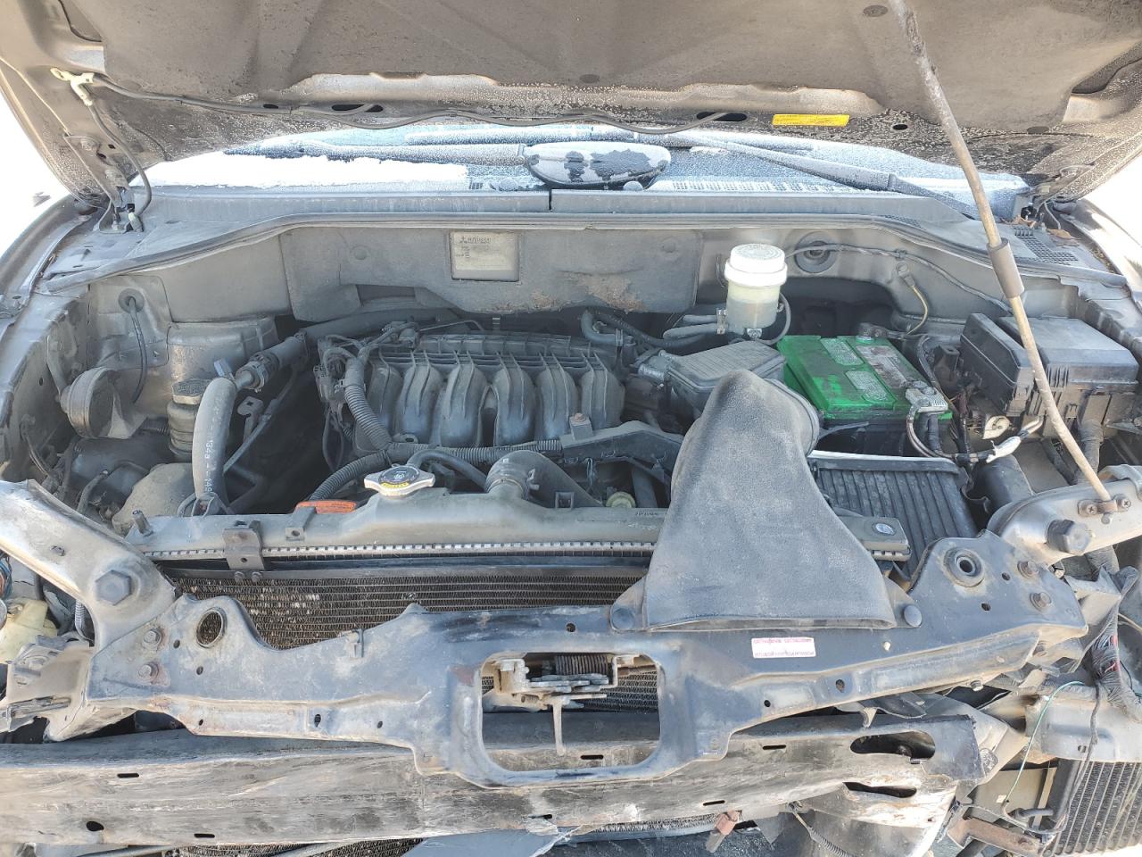 2004 Mitsubishi Endeavor VIN 4A4MN21S34E061035 Copart auction photo, front end / rear end damage thumbnail 14