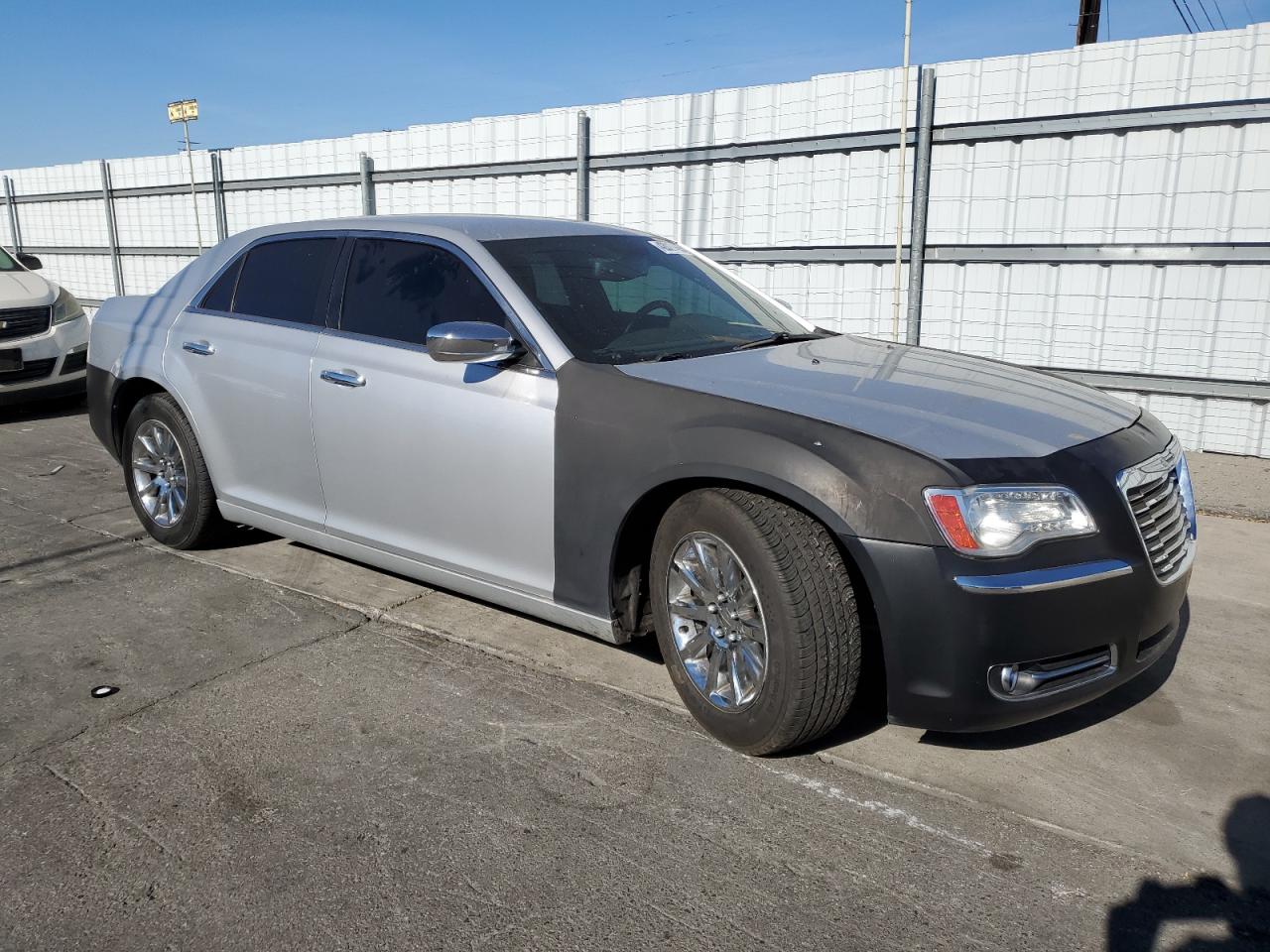 2012 Chrysler 300 VIN 2C3CCACG8CH309819 Copart auction photo, normal wear / minor dent/scratches damage thumbnail 4
