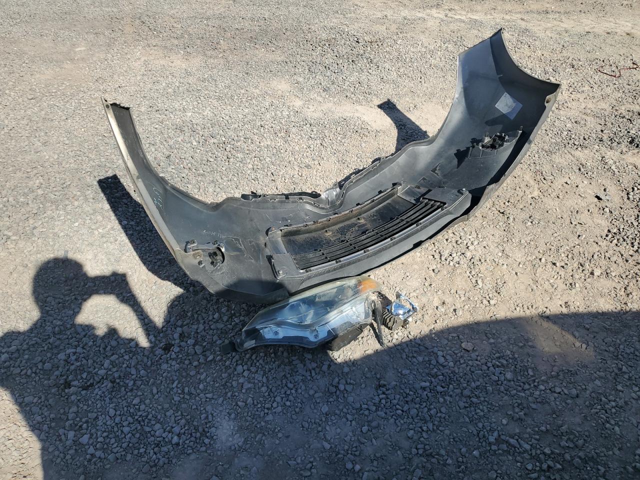 2014 Toyota Corolla VIN 5YFBPRHE3EP051949 Copart auction photo, front end / side damage thumbnail 14