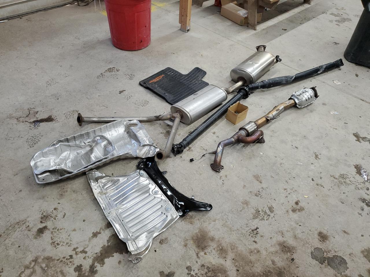 2024 Honda Passport VIN 5FNYF8H69RB012140 Copart auction photo, front end / undercarriage damage thumbnail 13