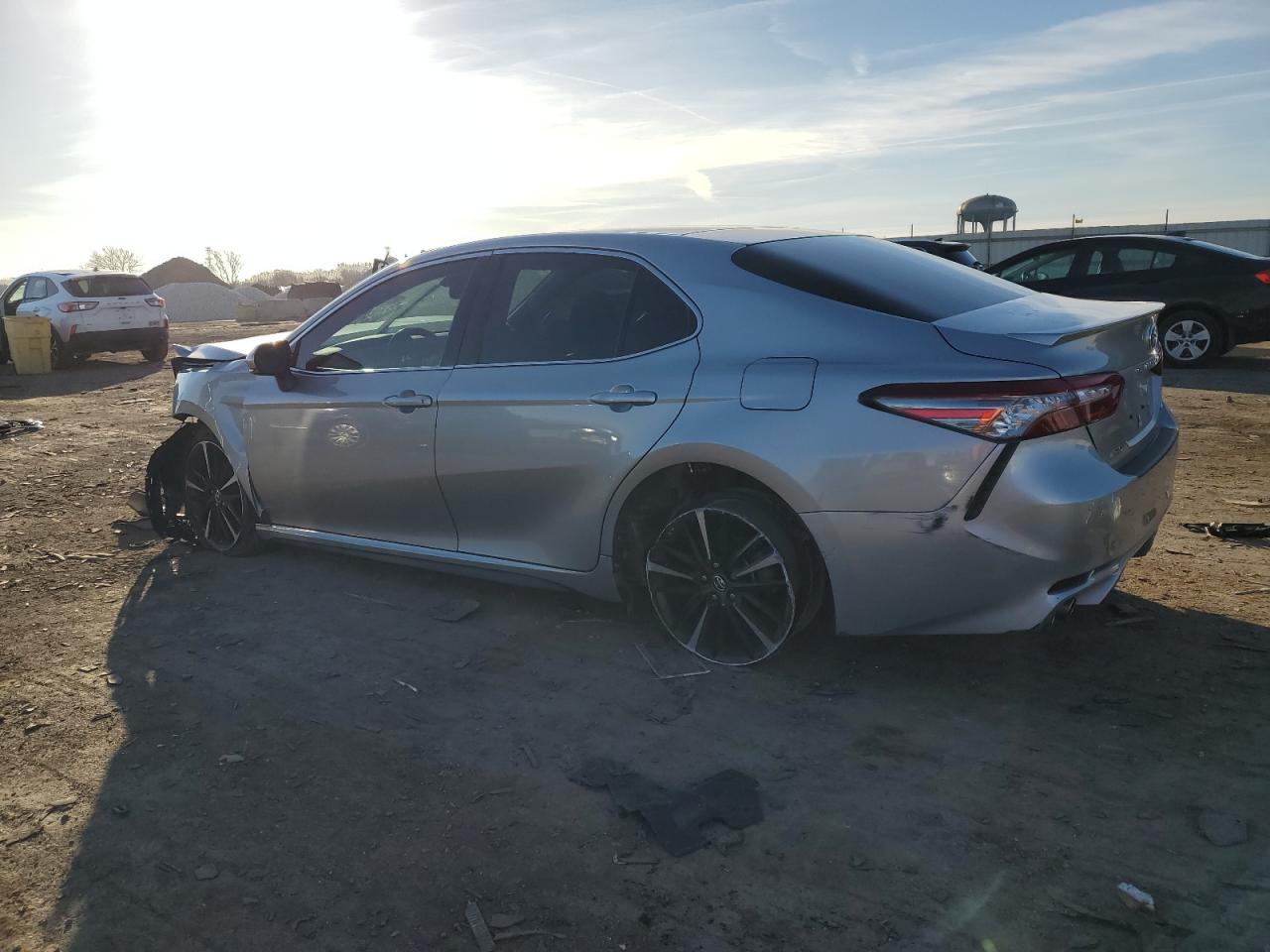 2018 Toyota Camry VIN 4T1B61HK5JU101334 Copart auction photo, front end / rear end damage thumbnail 2