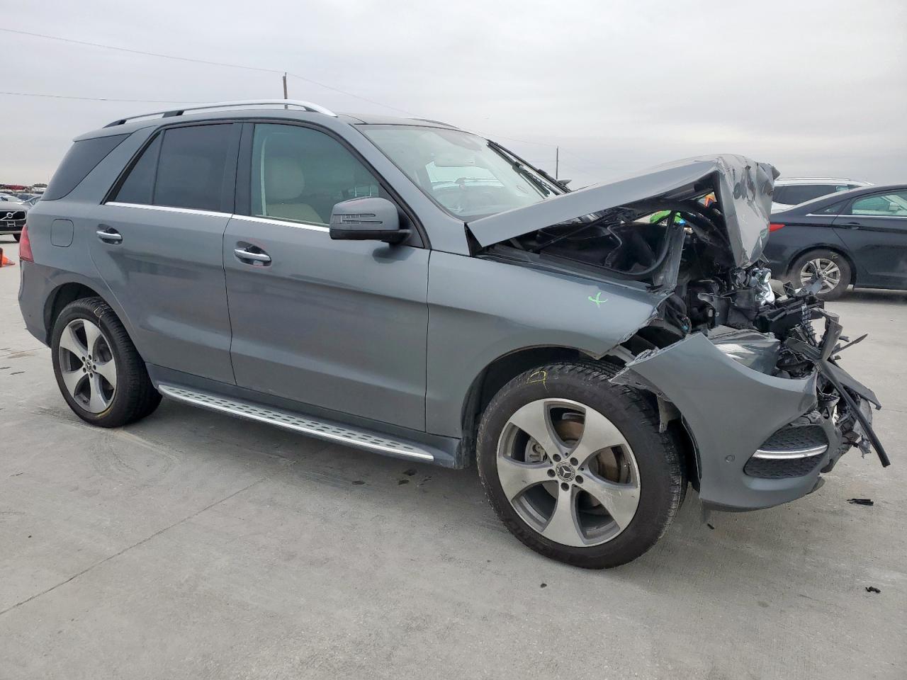 2017 Mercedes-Benz GLE VIN 4JGDA5JB3HA931668 Copart auction photo, front end damage thumbnail 4