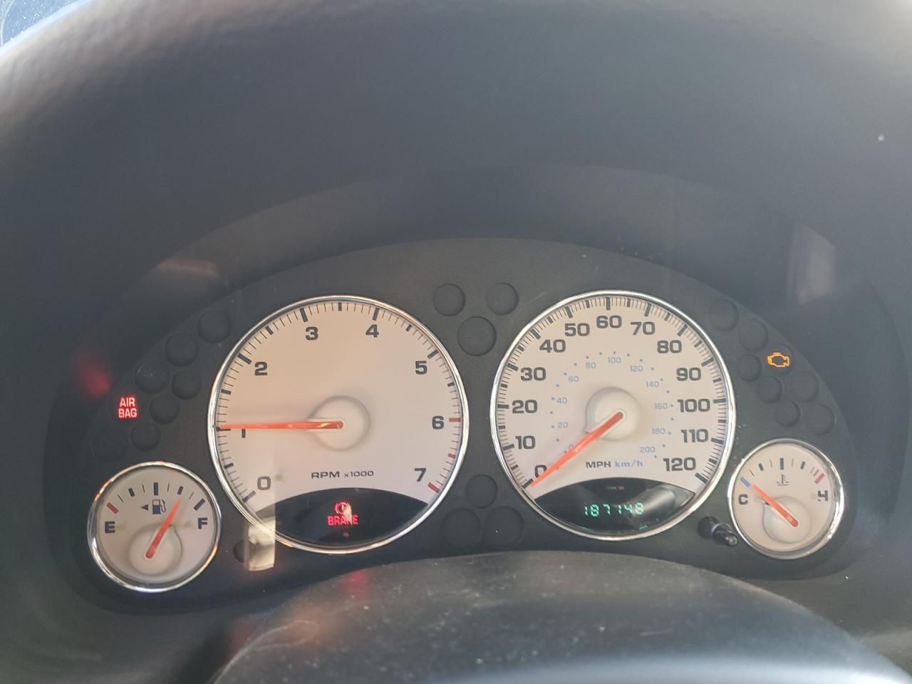 2002 Jeep Liberty (North America) VIN 1J4GL58K92W176175 Copart auction photo, front end damage thumbnail 9