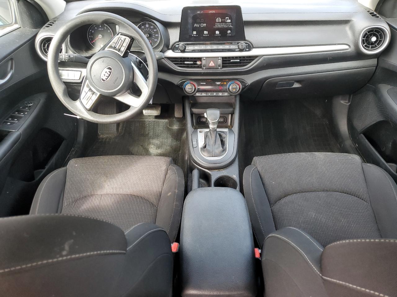 2019 KIA Forte VIN 3KPF24AD5KE102515 Copart auction photo, front end damage thumbnail 8
