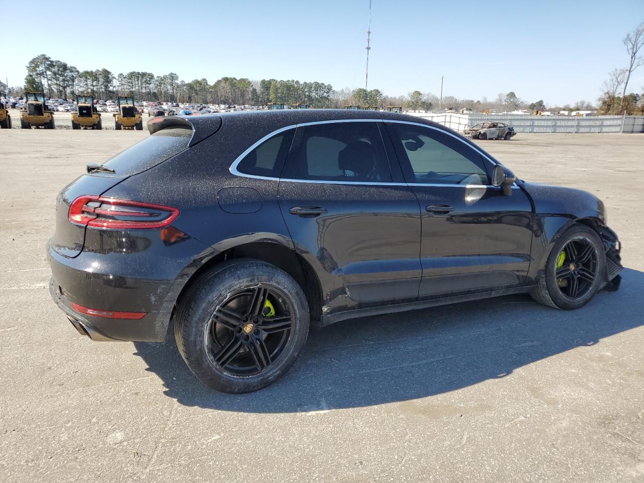 2015 Porsche Macan VIN WP1AB2A50FLB62561 Copart auction photo, front end damage thumbnail 3