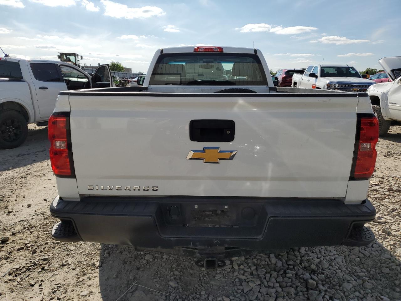 2015 Chevrolet Silverado VIN 1GCNKPEH8FZ344722 Copart auction photo, minor dent/scratches damage thumbnail 6