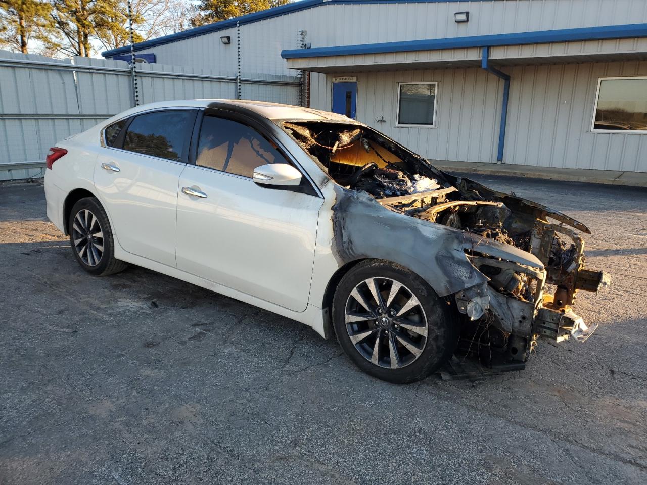 2016 Nissan Altima VIN 1N4AL3AP8GC248908 Copart auction photo, burn - engine / burn damage thumbnail 4