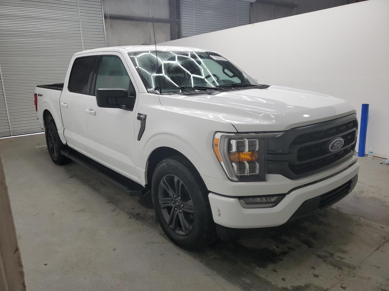 2023 Ford F-150 VIN 1FTEW1C54PFB83458 Copart auction photo, minor dent/scratches damage thumbnail 4