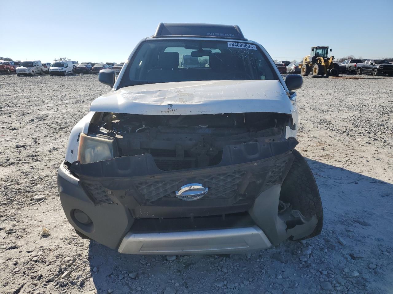 2015 Nissan XTerra VIN 5N1AN0NU8FN654558 Copart auction photo, front end / minor dent/scratches damage thumbnail 5