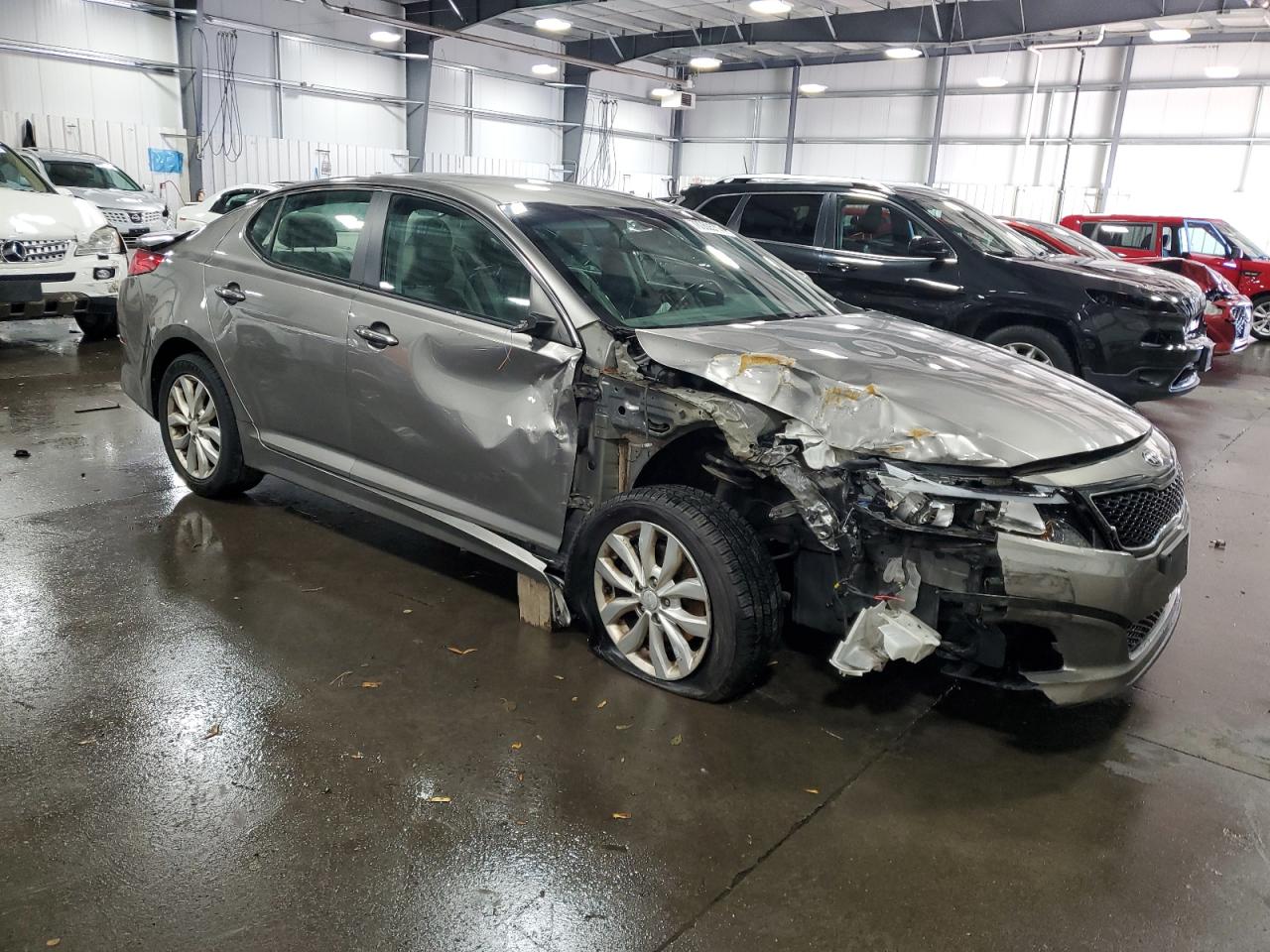 2015 KIA Optima VIN 5XXGN4A79FG352181 Copart auction photo, front end / side damage thumbnail 4