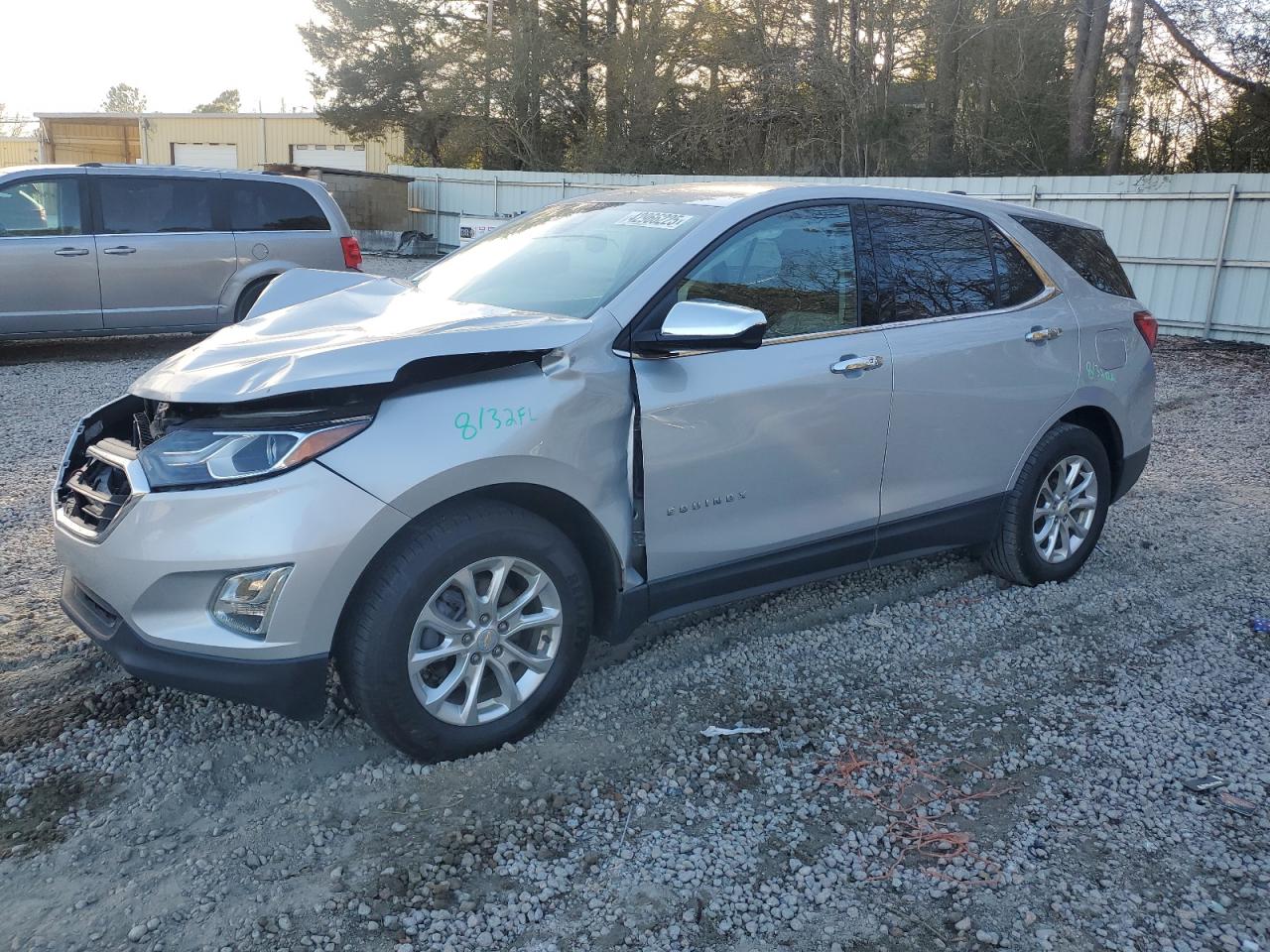 2020 Chevrolet Equinox VIN 2GNAXKEV5L6221015