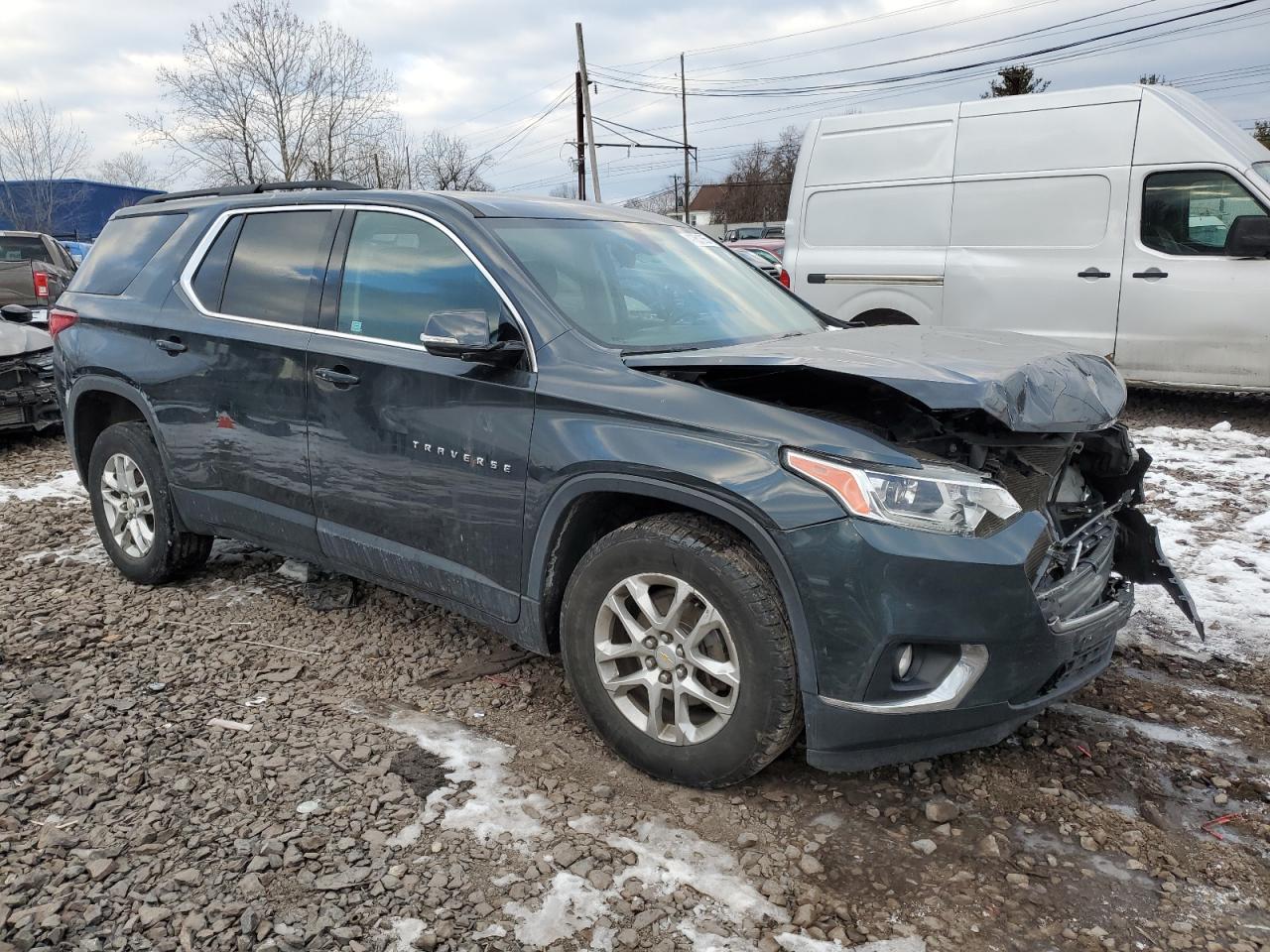 2020 Chevrolet Traverse VIN 1GNERGKW8LJ200474 Copart auction photo, front end / rear end damage thumbnail 4