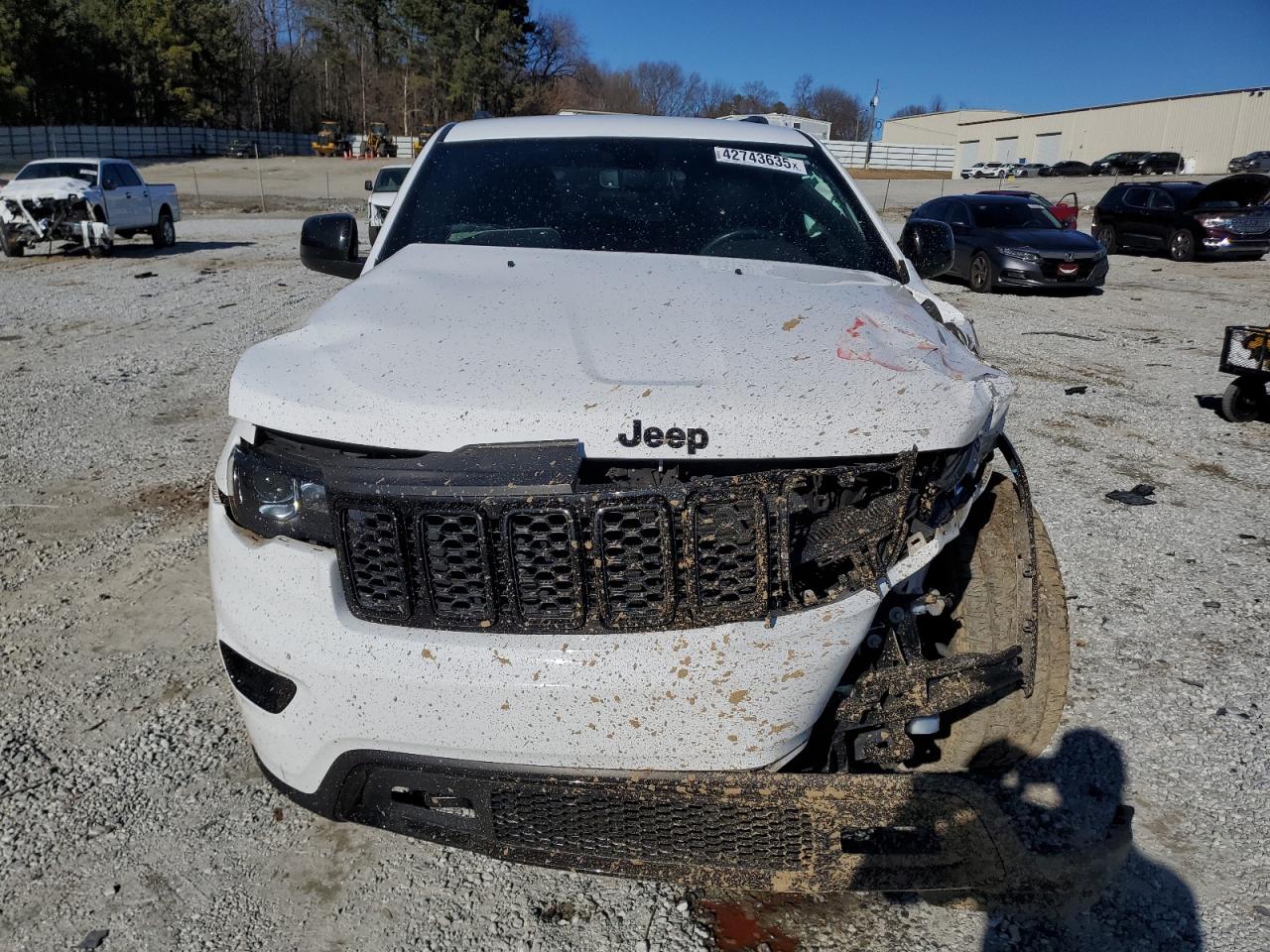 2020 Jeep Grand Cherokee VIN 1C4RJEAG8LC128874 Copart auction photo, front end damage thumbnail 5