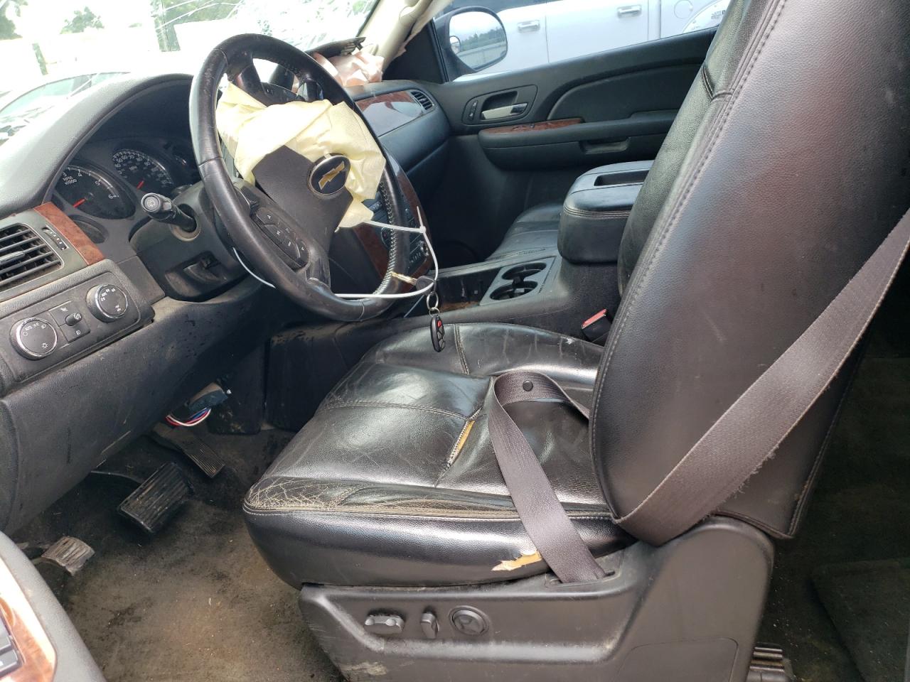 2007 Chevrolet Tahoe VIN 1GNFK13047R189366 Copart auction photo, front end damage thumbnail 7