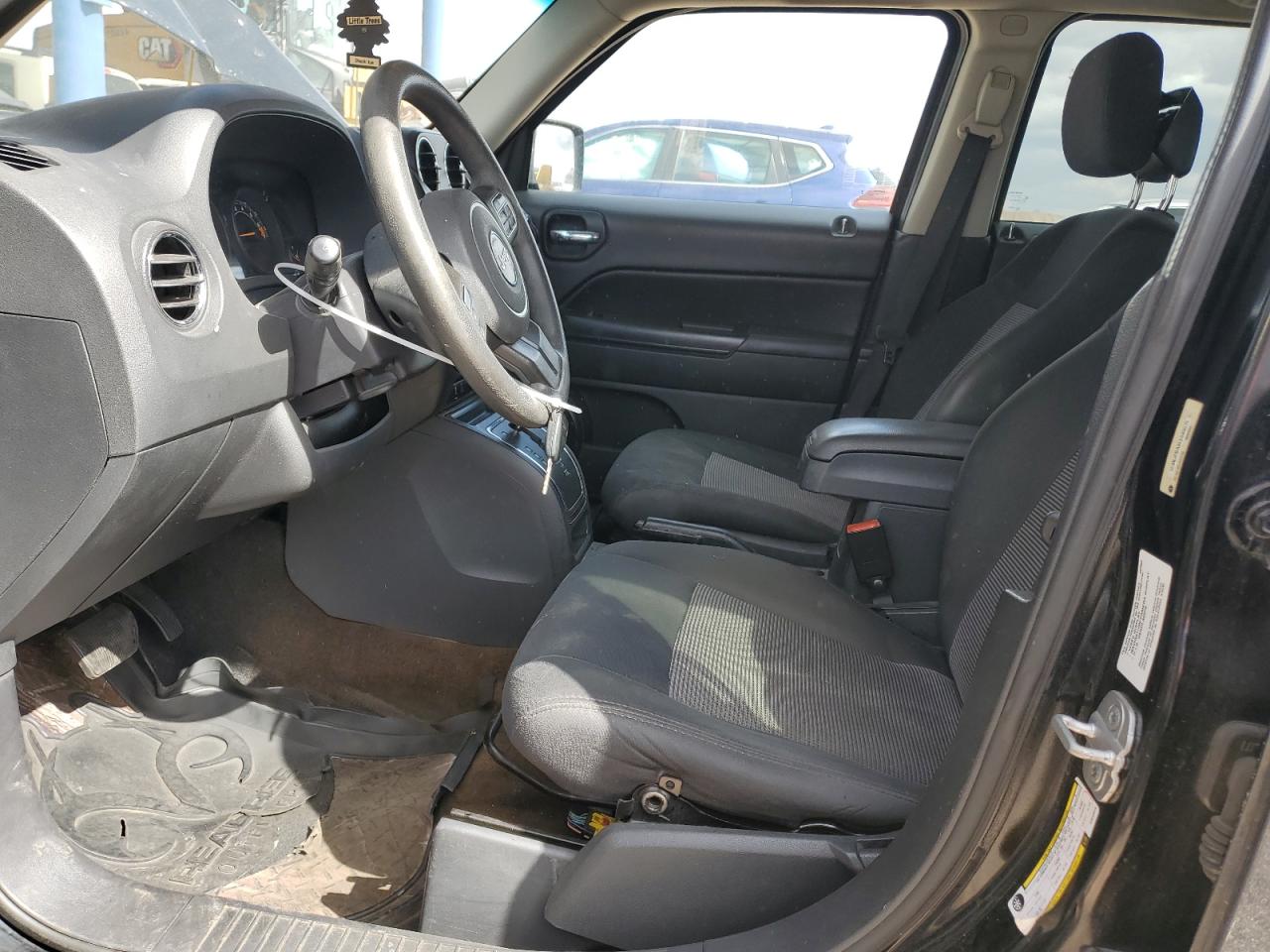 2014 Jeep Liberty (Patriot) VIN 1C4NJPBA0ED545875 Copart auction photo, front end / side damage thumbnail 7