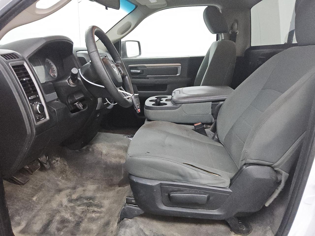 2015 RAM 1500 VIN 3C6JR6DGXFG687360 Copart auction photo, minor dent/scratches damage thumbnail 7