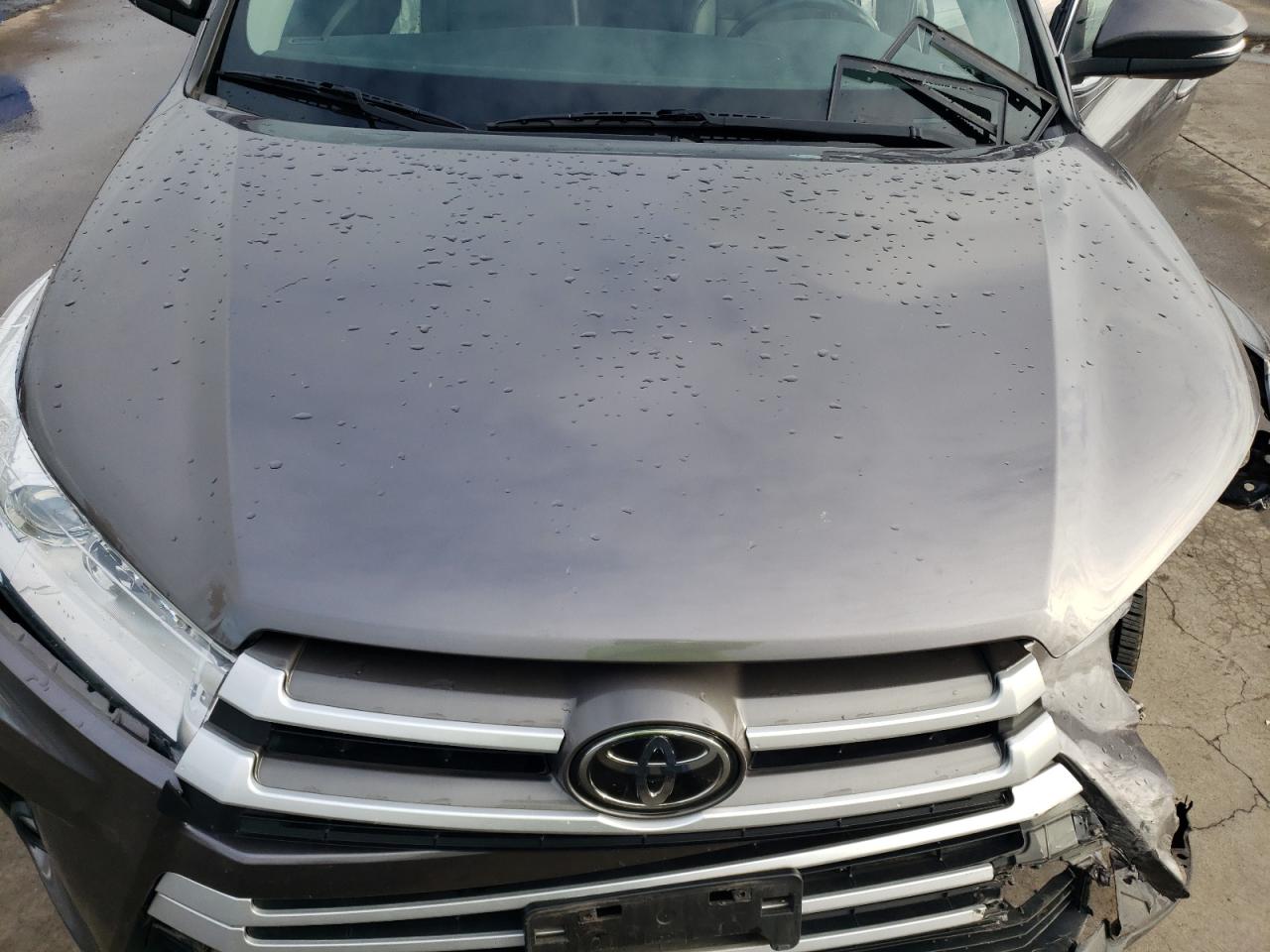 2018 Toyota Highlander VIN 5TDJZRFH0JS535257 Copart auction photo, front end damage thumbnail 12