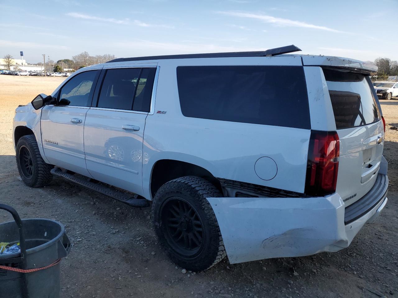 2017 Chevrolet Suburban VIN 1GNSKHKC7HR400712 Copart auction photo, all over damage thumbnail 2