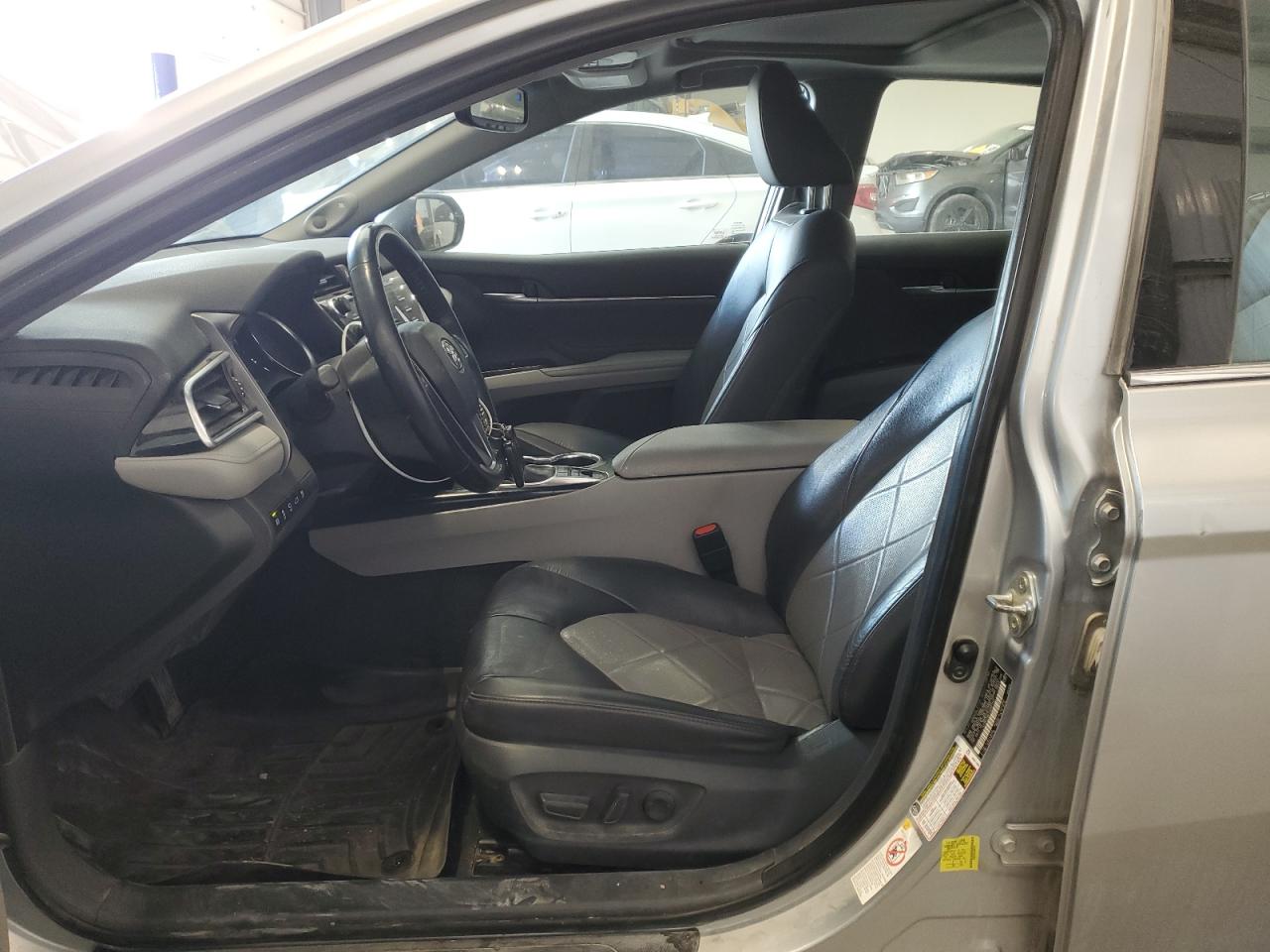 2018 Toyota Camry VIN 4T1B21HK1JU501161 Copart auction photo, front end damage thumbnail 7