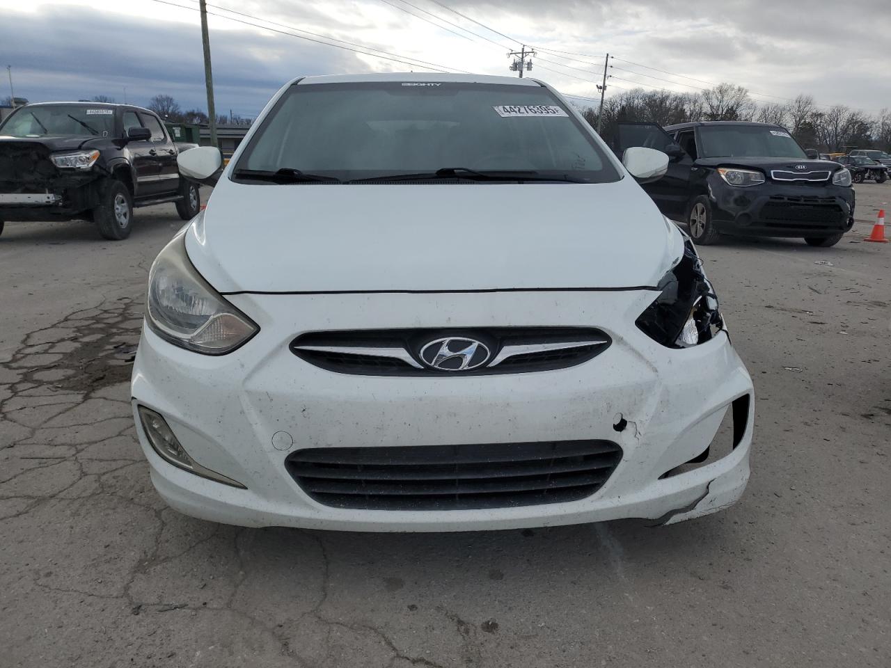 2013 Hyundai Accent VIN KMHCU5AE5DU061198 Copart auction photo, all over damage thumbnail 5