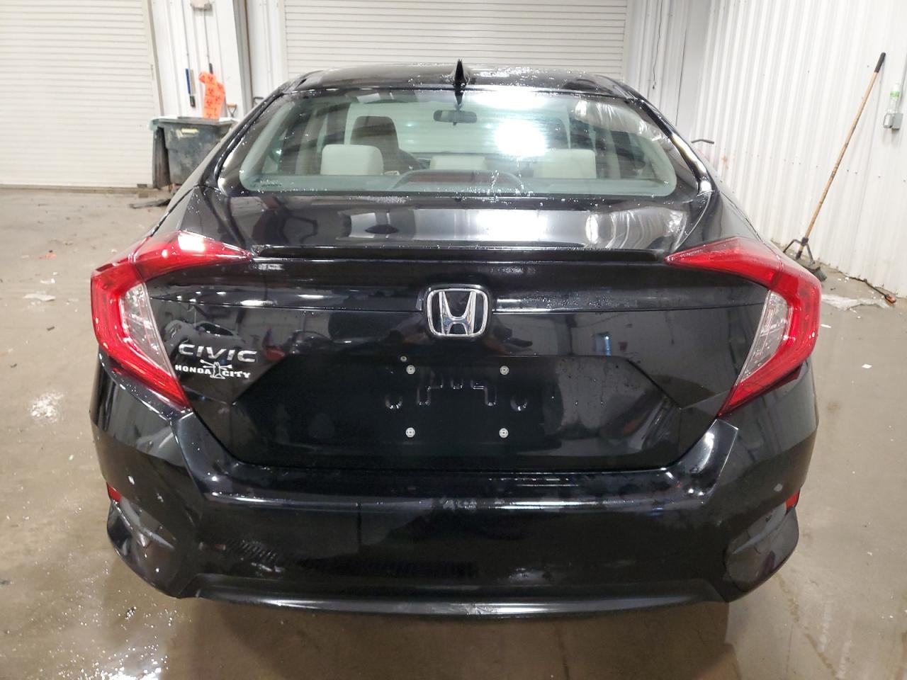 2017 Honda Civic VIN 19XFC1F38HE003062 Copart auction photo, front end damage thumbnail 6