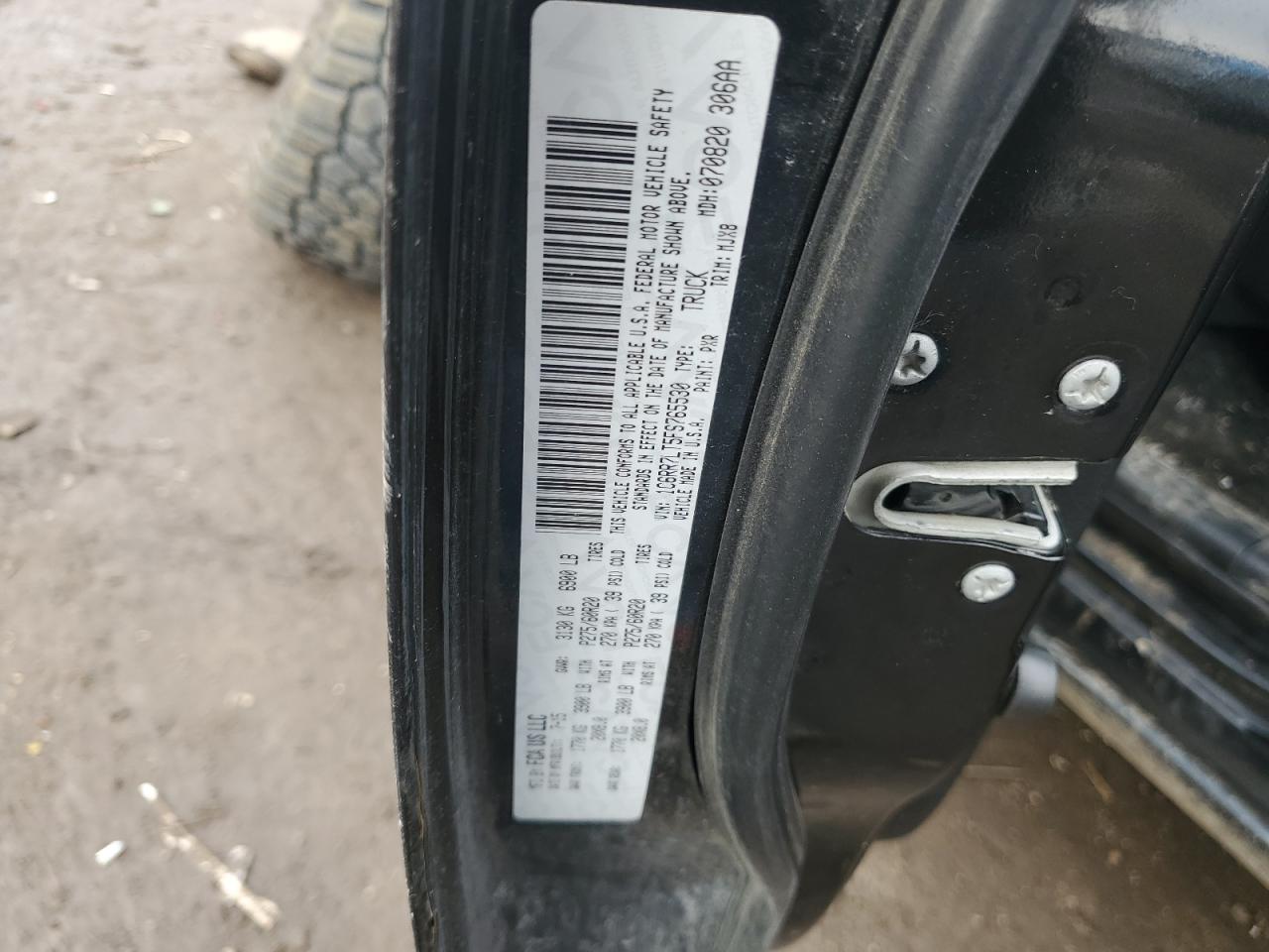 2015 RAM 1500 VIN 1C6RR7LT5FS765530 Copart auction photo, front end damage thumbnail 12