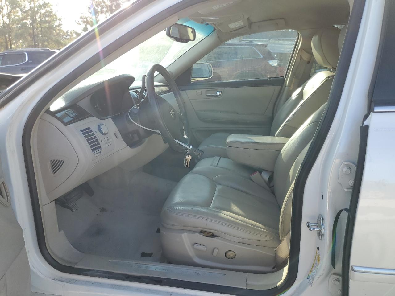2009 Cadillac DTS VIN 1G6KD57Y89U148413 Copart auction photo, front end damage thumbnail 7