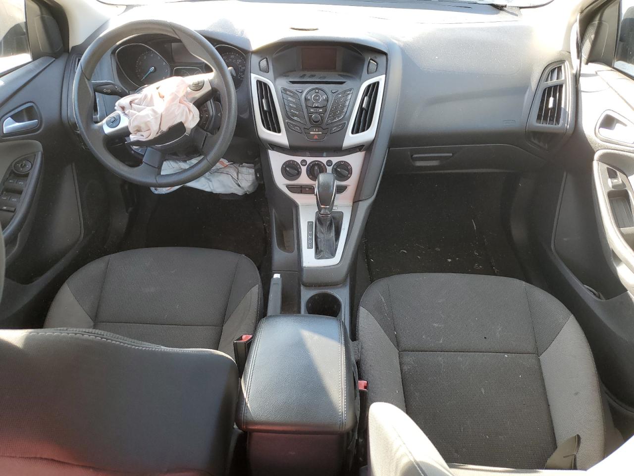 2013 Ford Focus VIN 1FADP3F24DL270186 Copart auction photo, front end / minor dent/scratches damage thumbnail 8