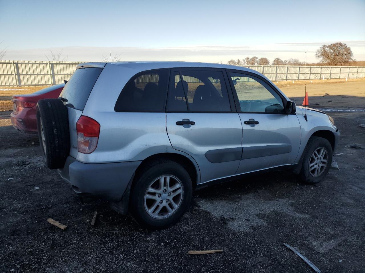 2001 Toyota RAV 4 VIN JTEHH20V610033455 Copart auction photo, undercarriage / front end damage thumbnail 3