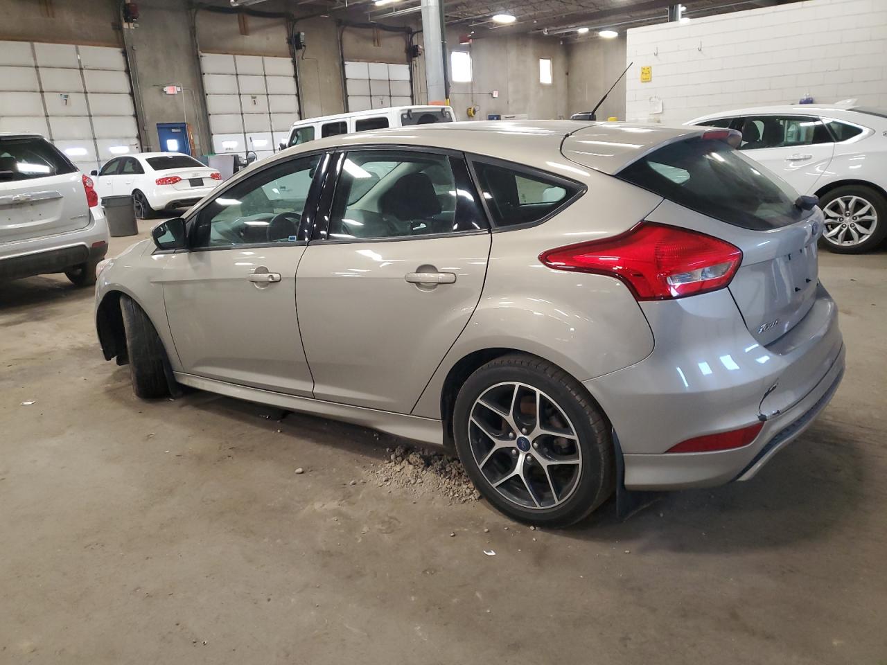 2015 Ford Focus VIN 1FADP3K28FL294676 Copart auction photo, front end damage thumbnail 2