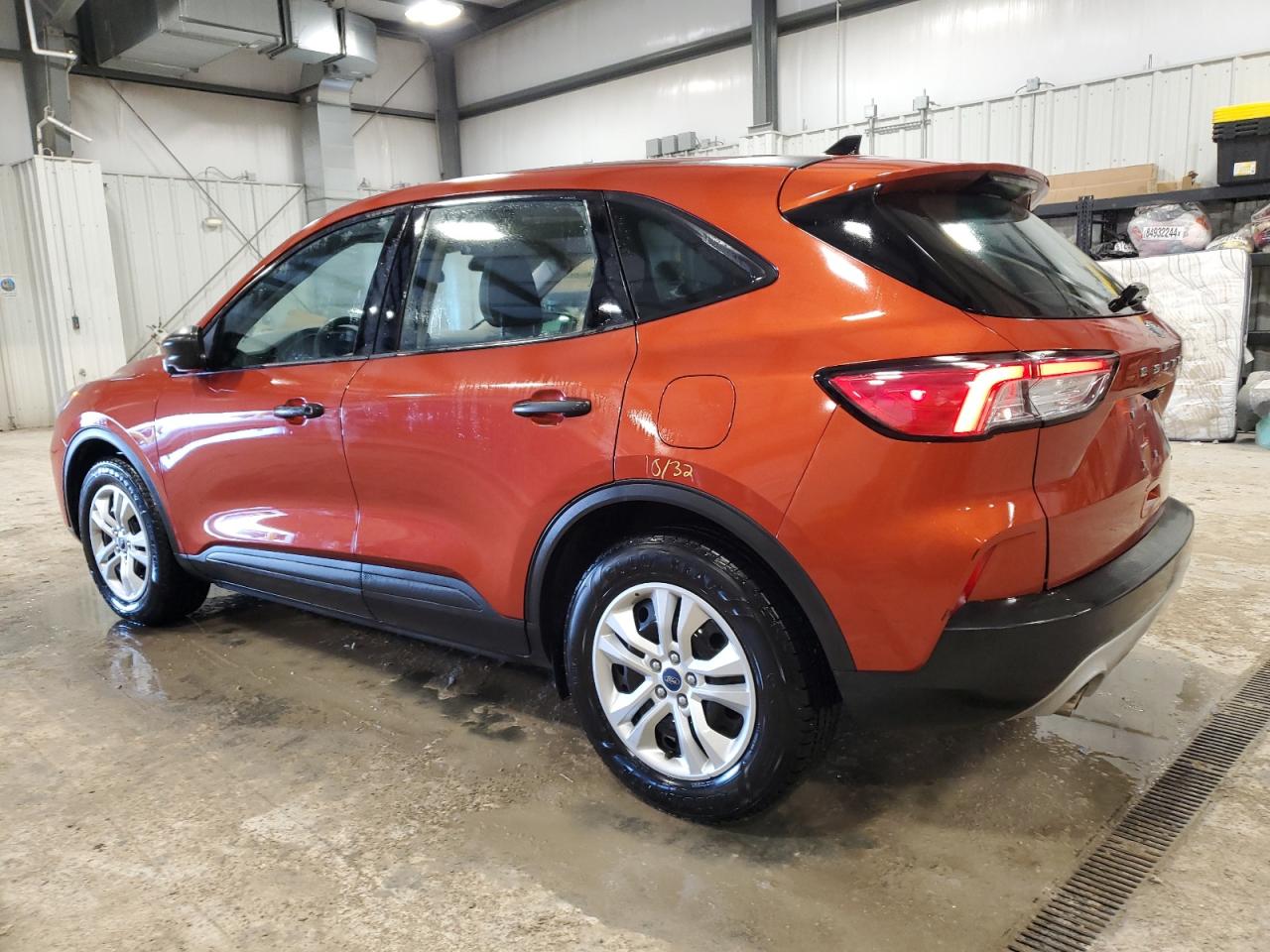 2020 Ford Escape VIN 1FMCU0F6XLUA84415 Copart auction photo, front end damage thumbnail 2