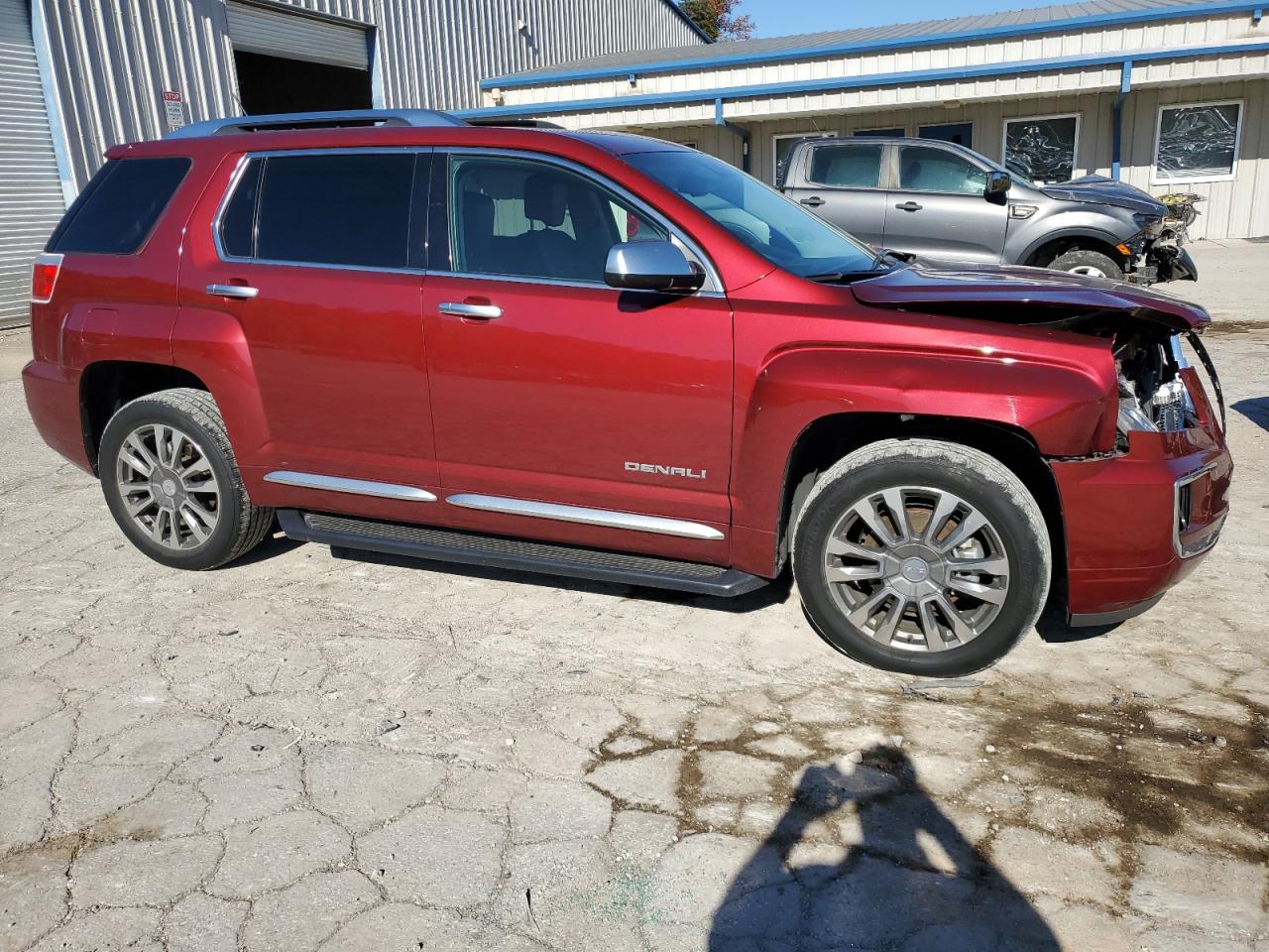 2016 GMC Terrain VIN 2GKFLVE35G6250910 Copart auction photo, front end / side damage thumbnail 4