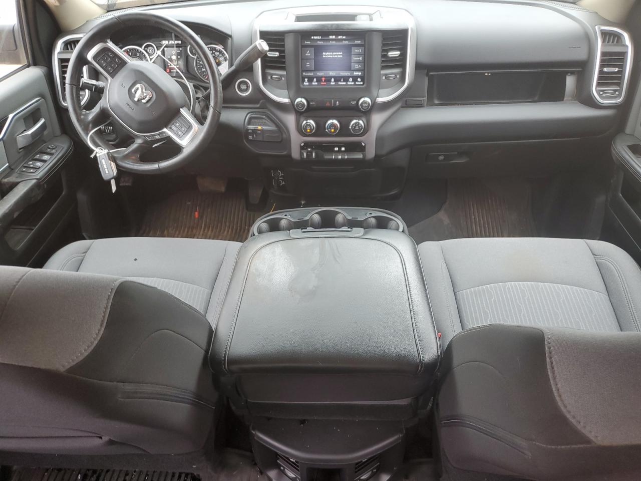 2019 RAM 2500 VIN 3C6UR5DL1KG662099 Copart auction photo, rear end / side damage thumbnail 8