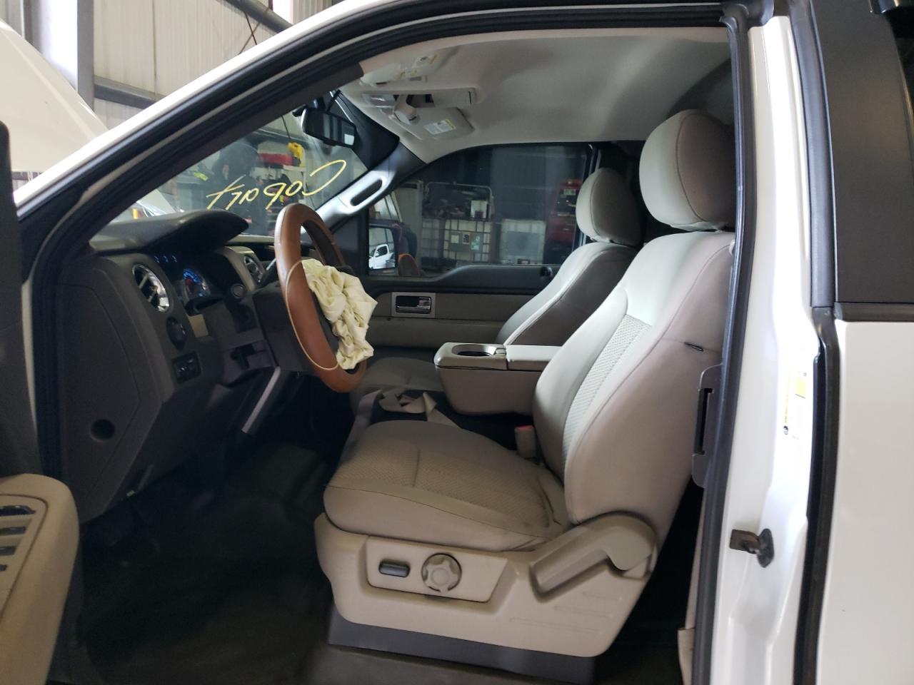 2010 Ford F-150 VIN 1FTFX1EV6AFD11916 Copart auction photo, side / front end damage thumbnail 7