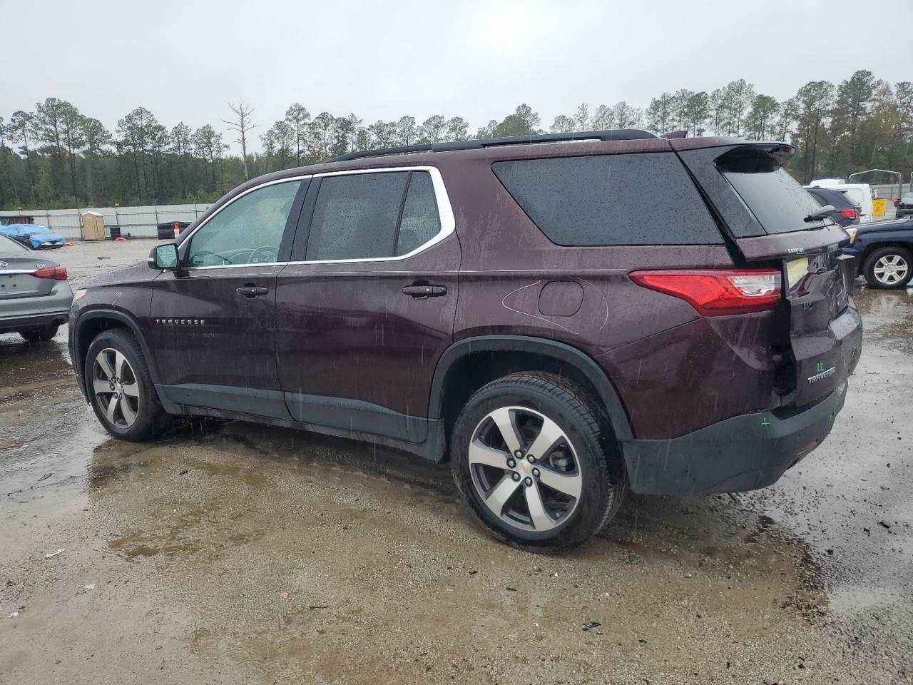2019 Chevrolet Traverse VIN 1GNERHKW5KJ117279 Copart auction photo, rear end damage thumbnail 2