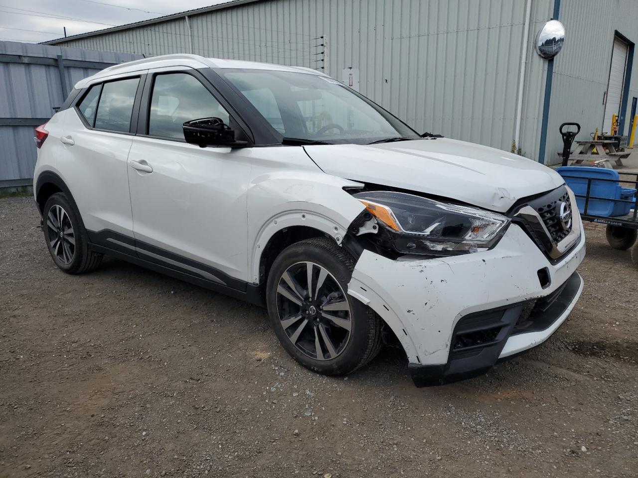 2019 Nissan Kicks VIN 3N1CP5CUXKL527685 Copart auction photo, front end / side damage thumbnail 4