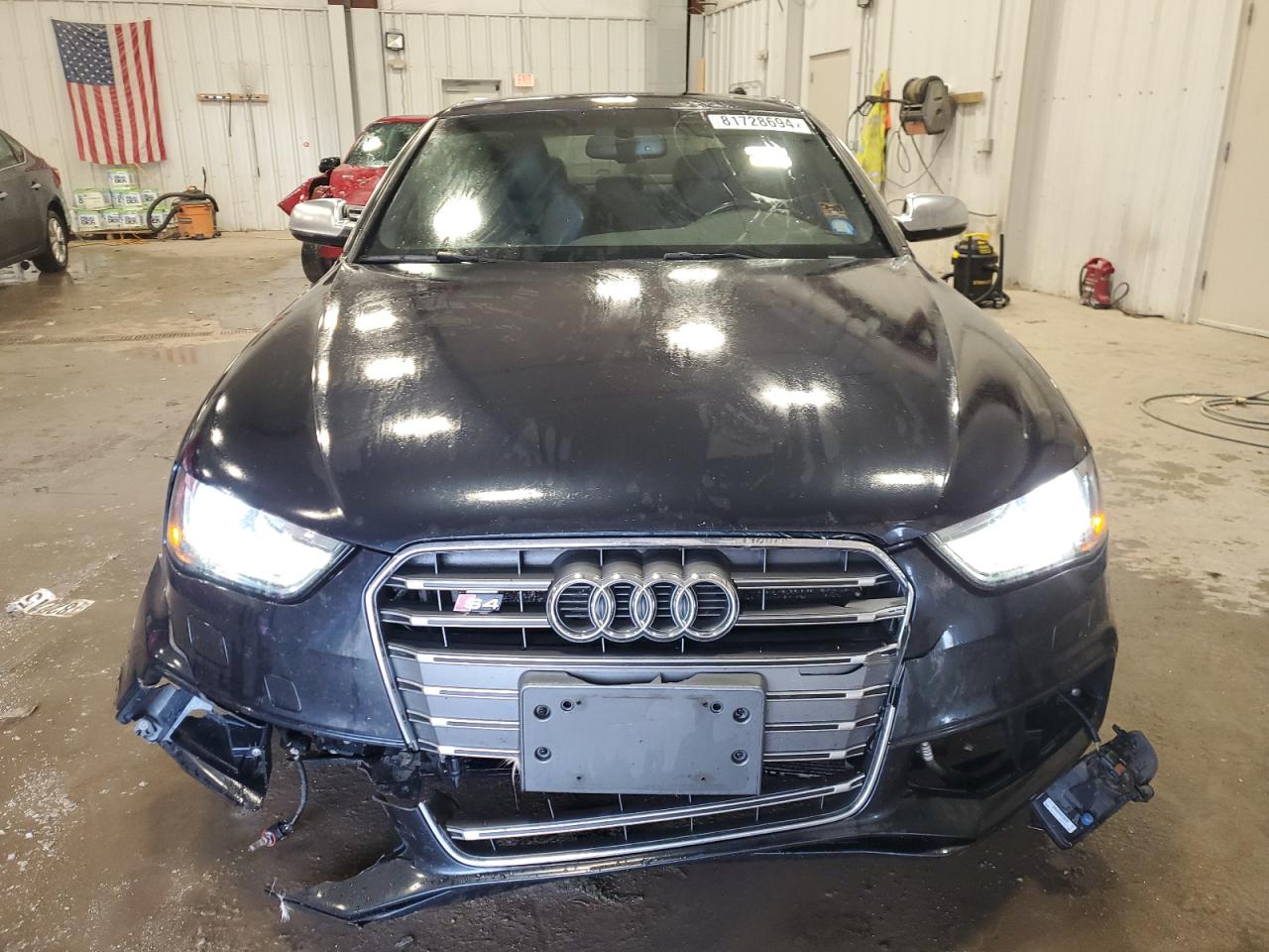2014 Audi RS4 VIN WAUBGAFL3EA002738 Copart auction photo, front end damage thumbnail 5