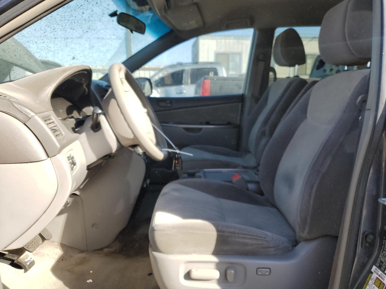 2009 Toyota Sienna VIN 5TDZK23C39S227390 Copart auction photo, minor dent/scratches damage thumbnail 7